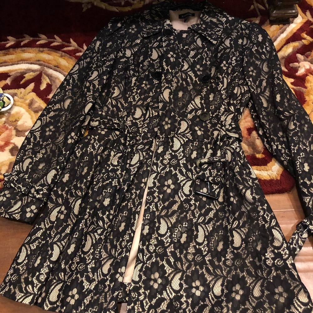Bebe jacket size medium